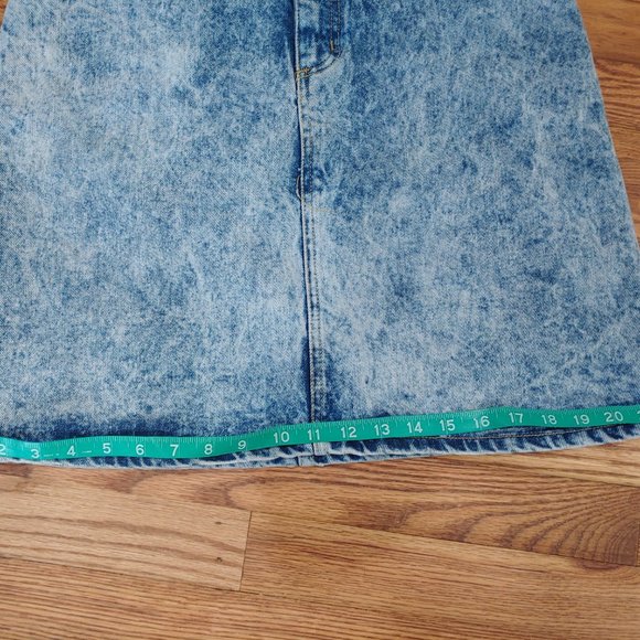 Vintage 80's Guess Acid Wash Demin Skirt - Picture 6 of 8